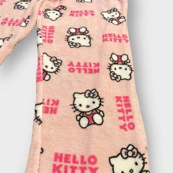 Hello Kitty Sanrio All Over Fuzzy Soft Touch Pajama Pants Womens size Large New - Picture 3 of 9